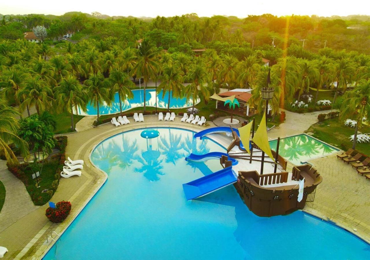 Las Veraneras Villas & Resort Acajutla Bagian luar foto