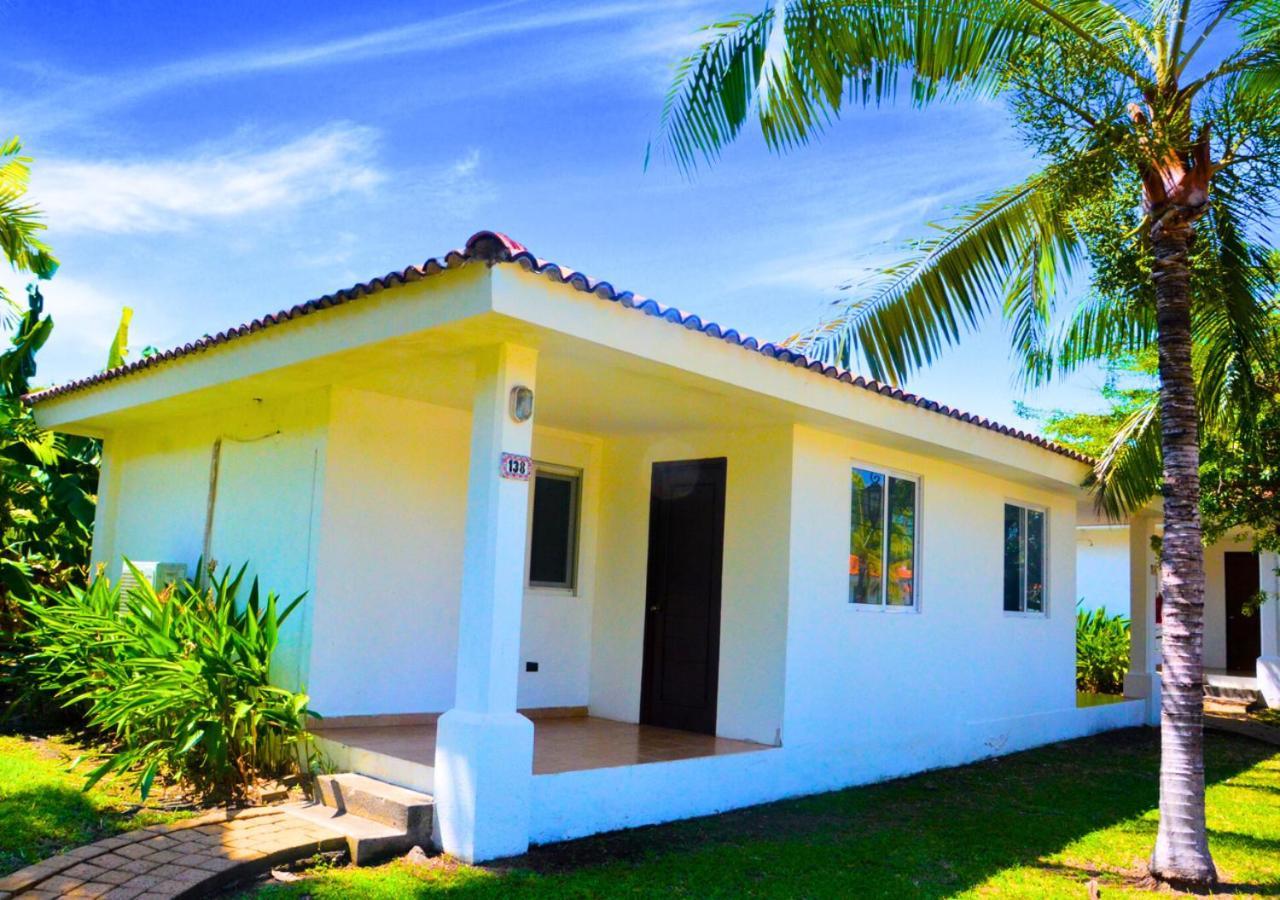 Las Veraneras Villas & Resort Acajutla Bagian luar foto